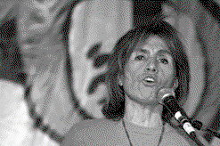 Gladys Marin opereras i Stockholm