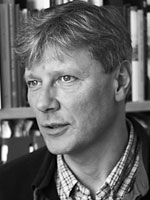 Vänsterpartiet höjer tonen mot s