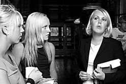 SSU rensar upp – och bidragen fryses