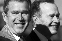 Se upp – Bush läser böcker igen!