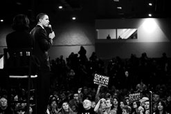 USA: Obama och Edwards pressar Clinton hårt