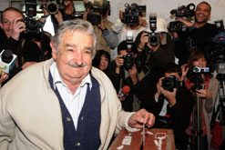 Uruguay: Före detta gerillaledare kan bli ny president