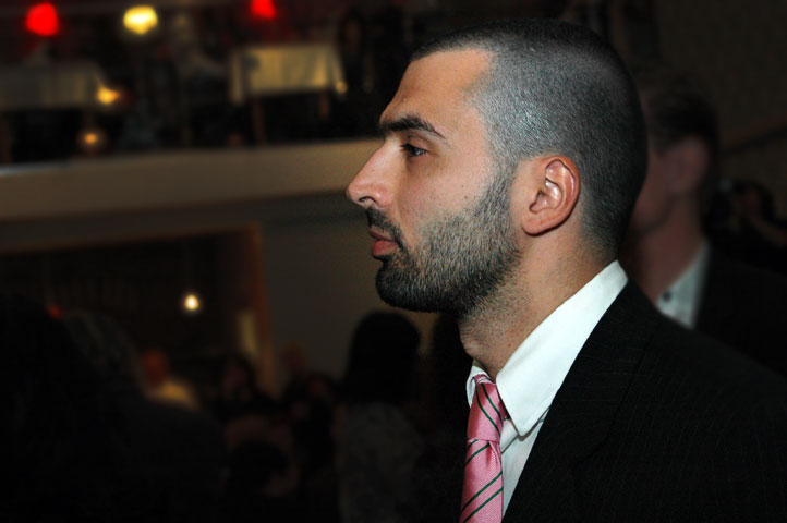 Ali Esbati kan bli joker i leken