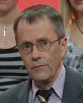 Inbäddad reporter anmäld för gravplundring
