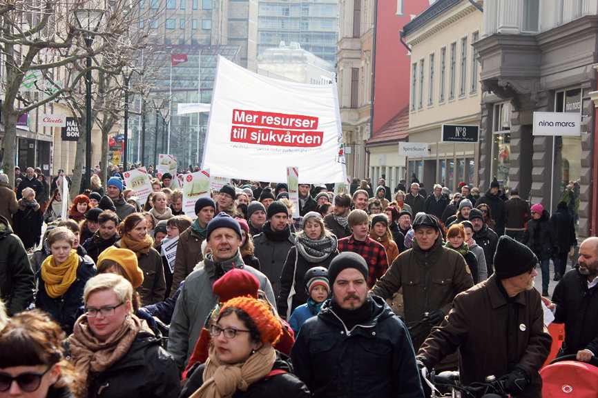 Massiva vårdprotester