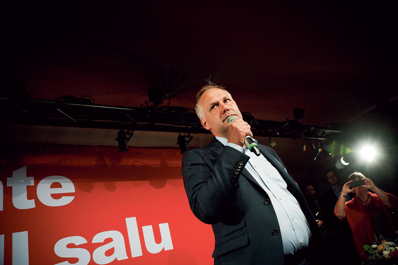 Sjöstedt stängs ute