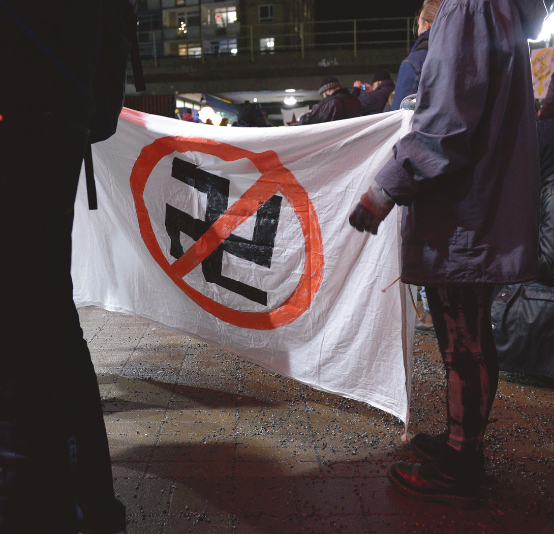 V för ängsligt om antirasismen