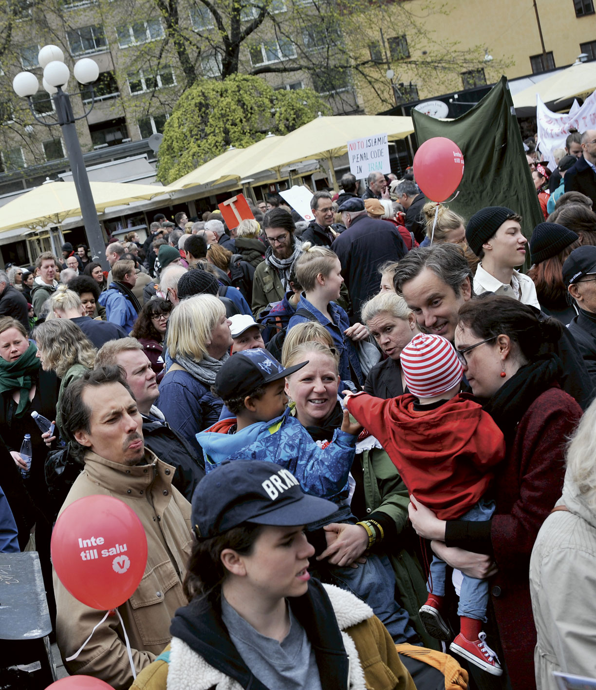 V:s partistyrelse riskerar försvaga partiet