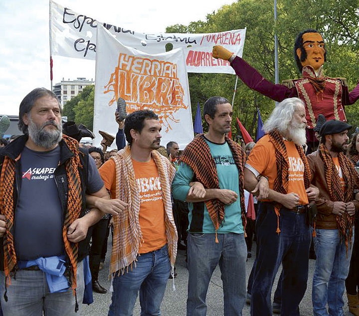 Spanien: Internationell solidaritet inför rätta