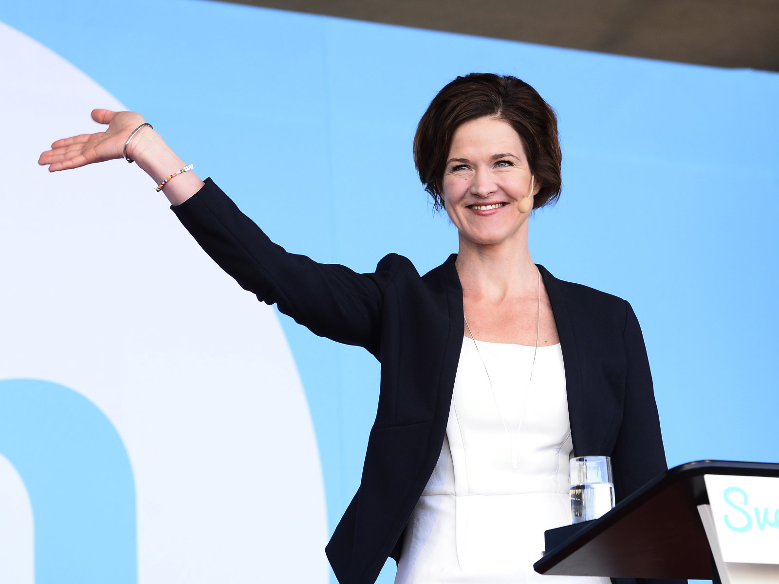 Nolltolerans mot moderat skolpolitik