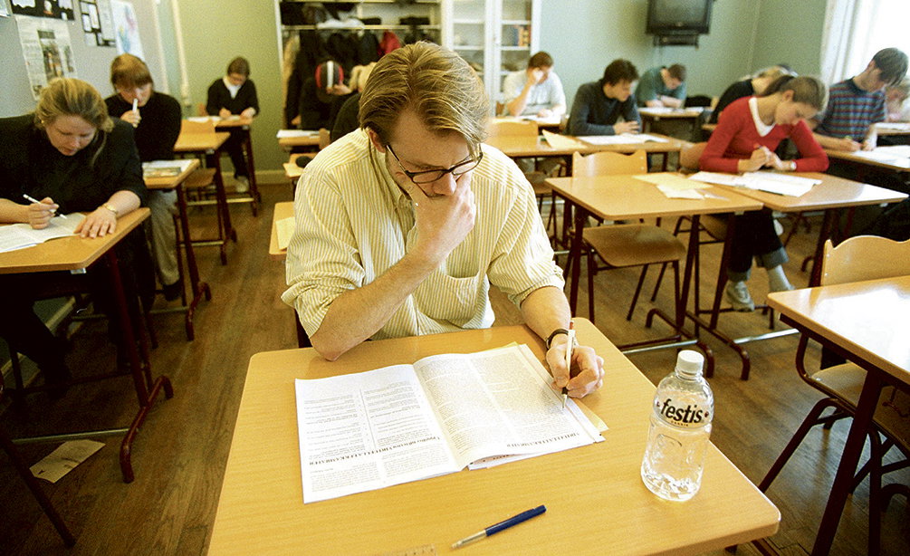 Vänstern, (studie)skulden och framtiden
