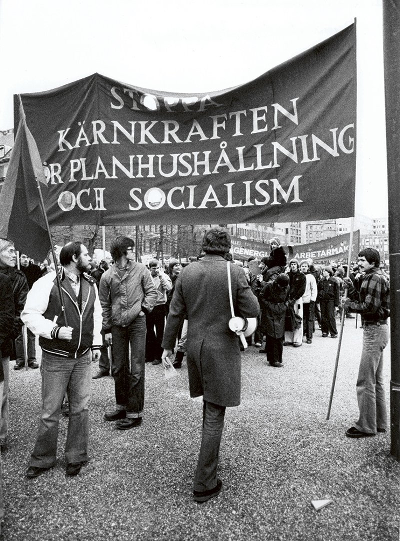 STOCKHOLM ARKIV 1977 Demonstration mot kärnkraft i Stockholm 12:e april 1977. Foto: Gunnar Lantz / SvD / Kod: 11014