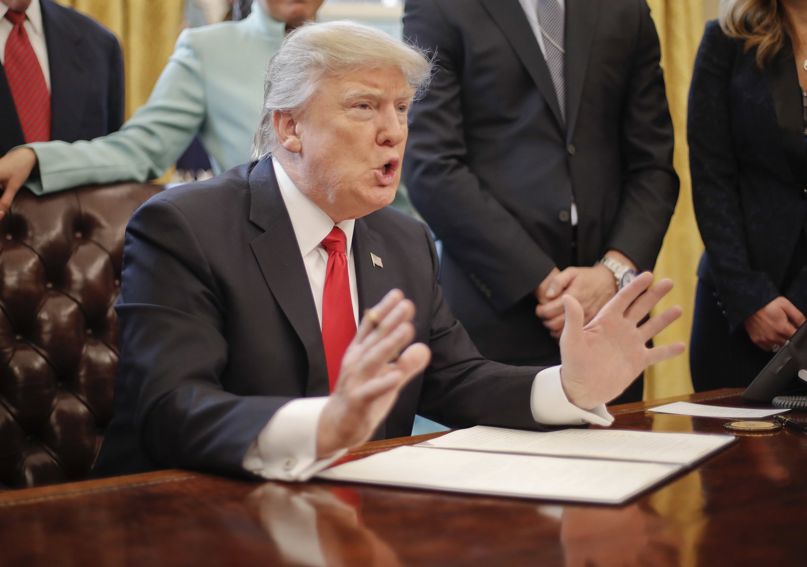Låt högern betala för Trump