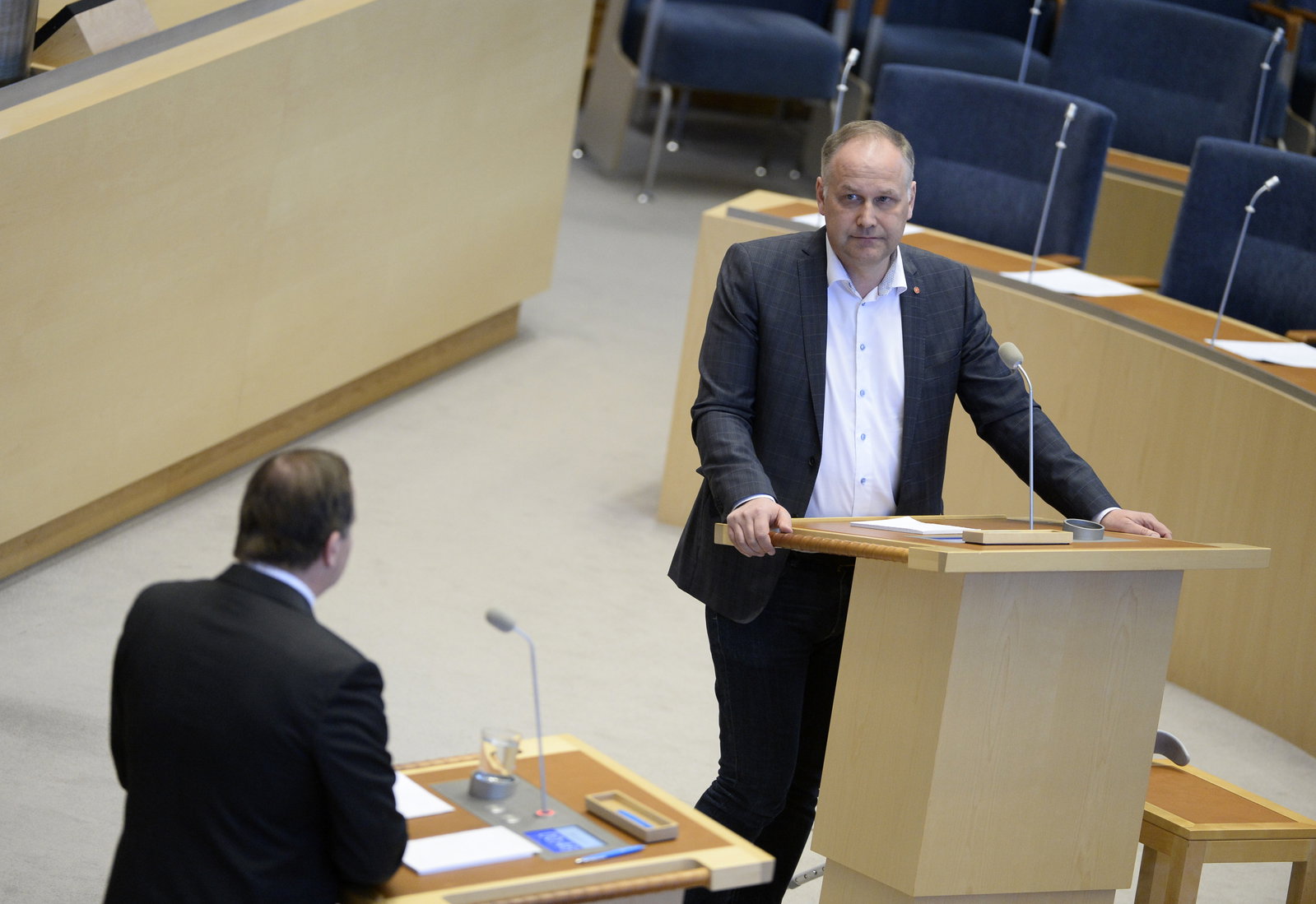 Höj tonläget, V – det är bra för debatten