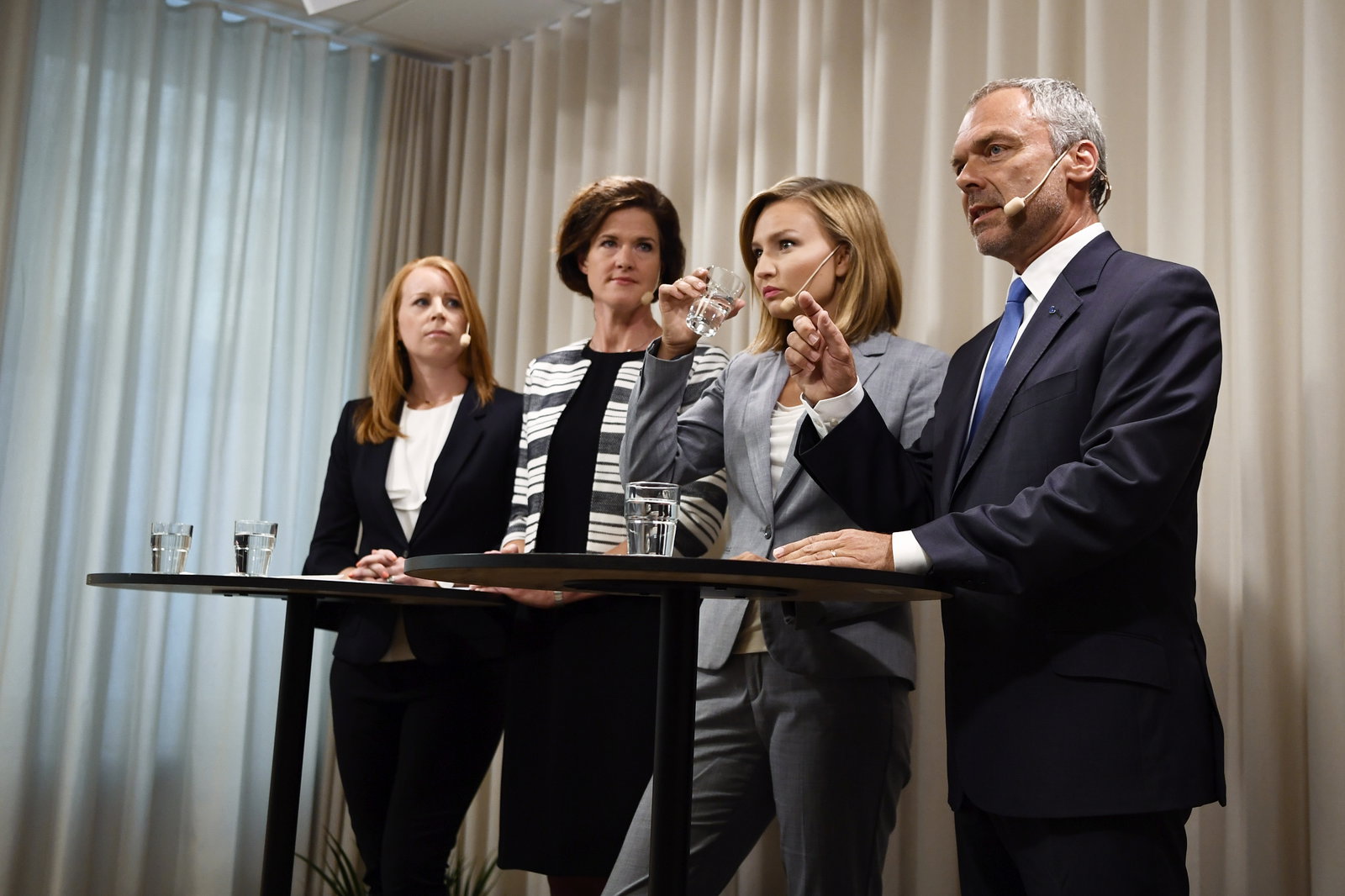 Alliansen värnar inte rikets säkerhet – de är desperata