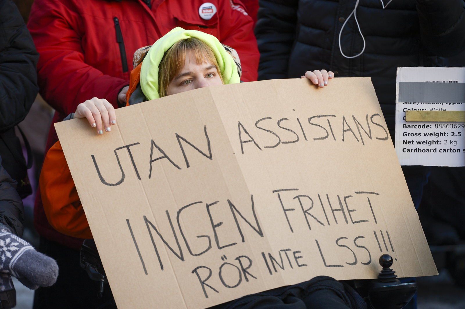 Låt inte regeringen stycka upp assistansen