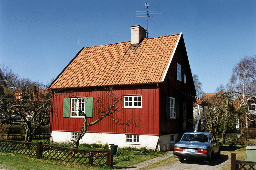 Egoister vill bromsa bostadsbyggandet och skyller på mormor
