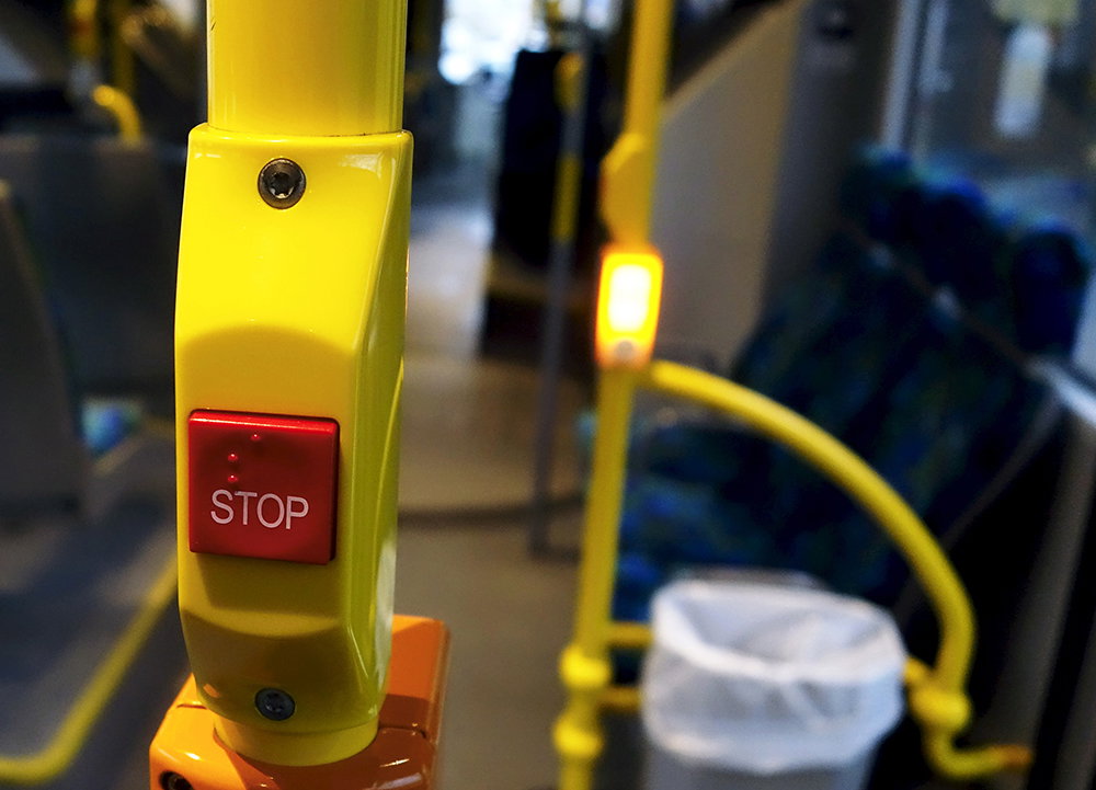 Polisen jobbar åt privata företag istället för att lösa brott