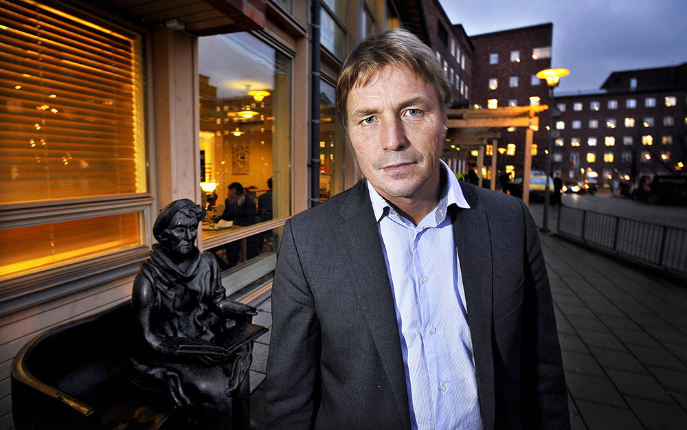 Dags för S att bekänna färg