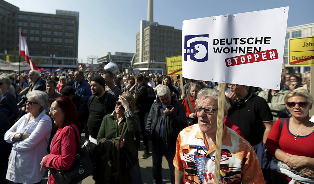 Berlinare tar strid för rätten att bo