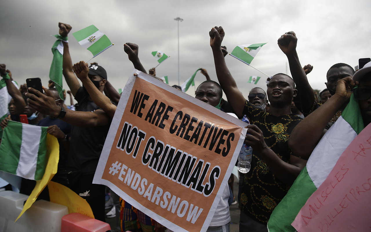 Nigerias kamp mot polisterrorn fortsätter