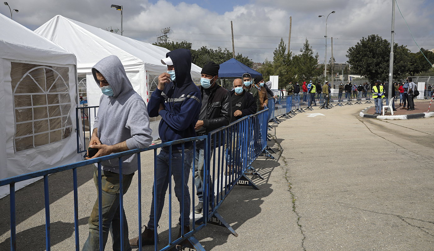 Fem miljoner palestinier saknar vaccin – nu vill Israel skänka sitt överskott till andra länder