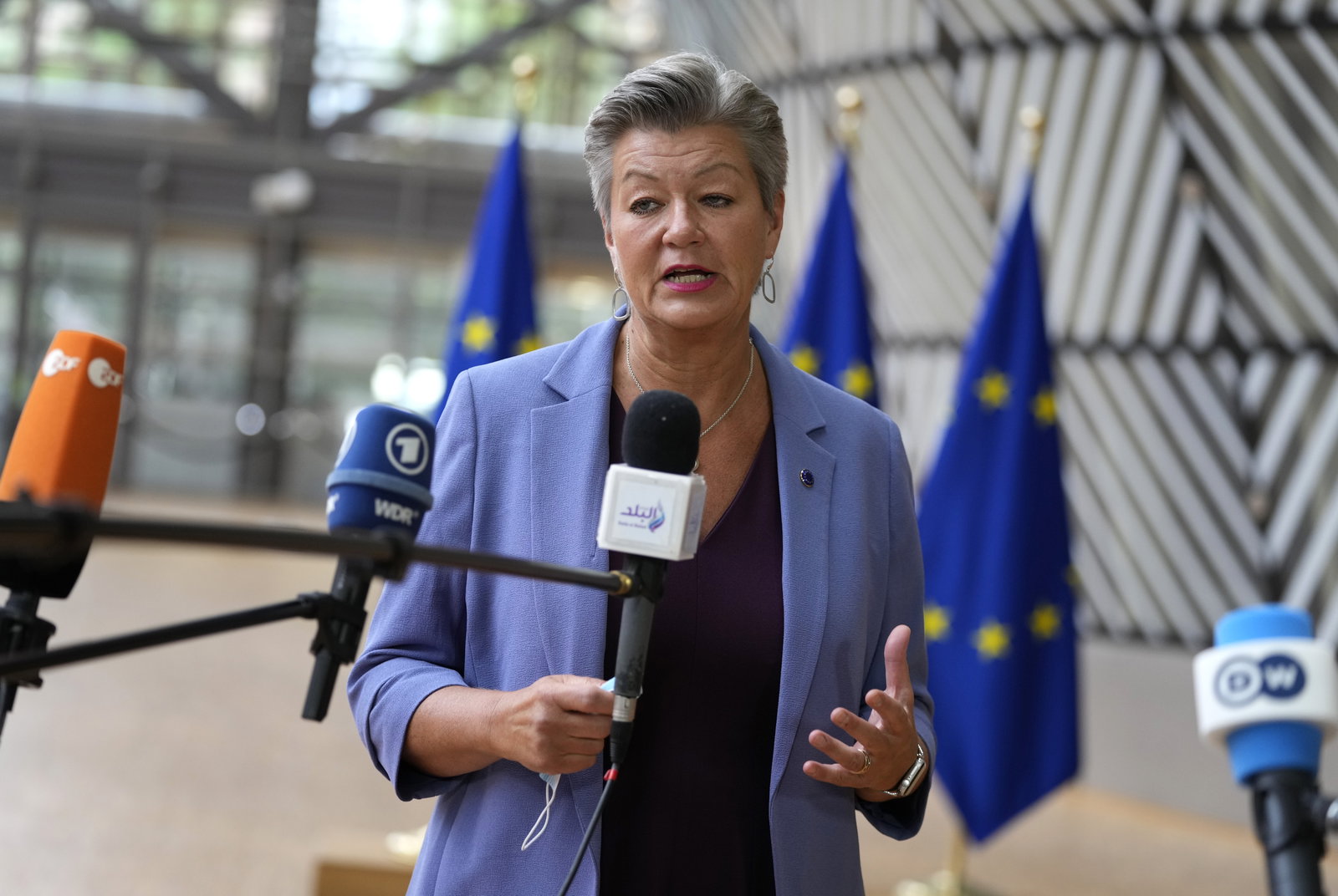 Ylva Johansson vill betala EU-länder för att ta emot flyktingar