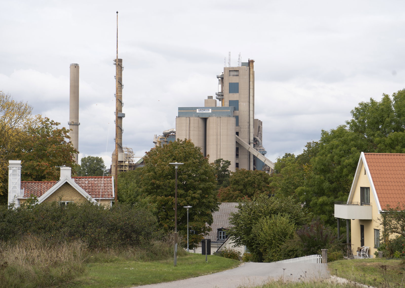 Gör det enda hållbara – förstatliga cementa