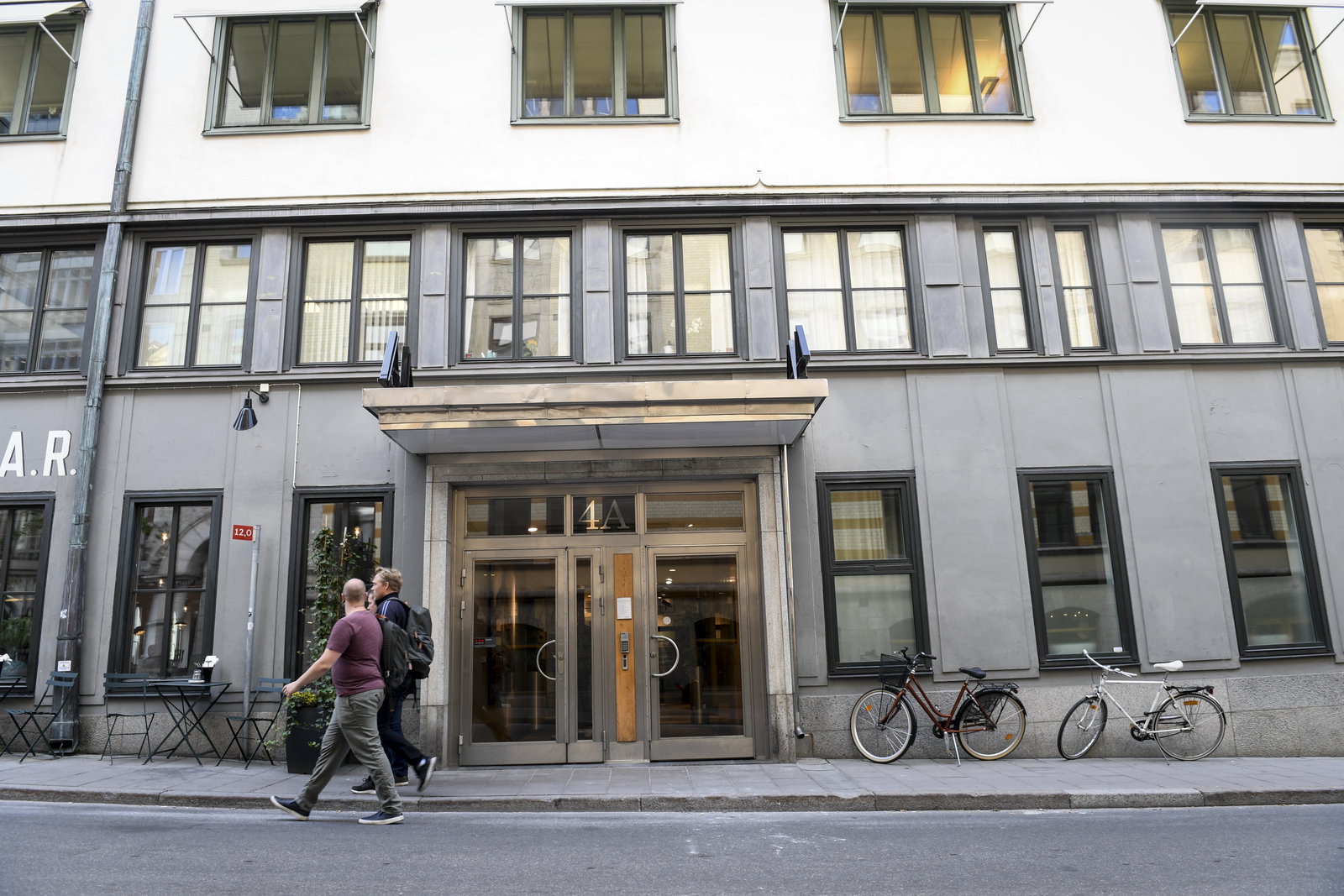 Moderat riksdagsledamot utreds för flera fall av sexuellt olämpligt beteende