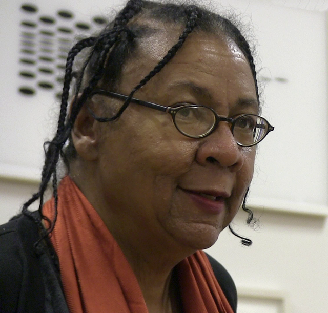 Feministiska ikonen Bell Hooks är död