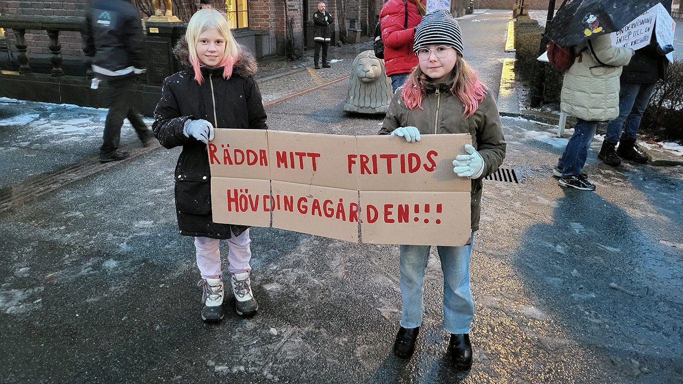 Rödgrön strid om skolprivatiseringar