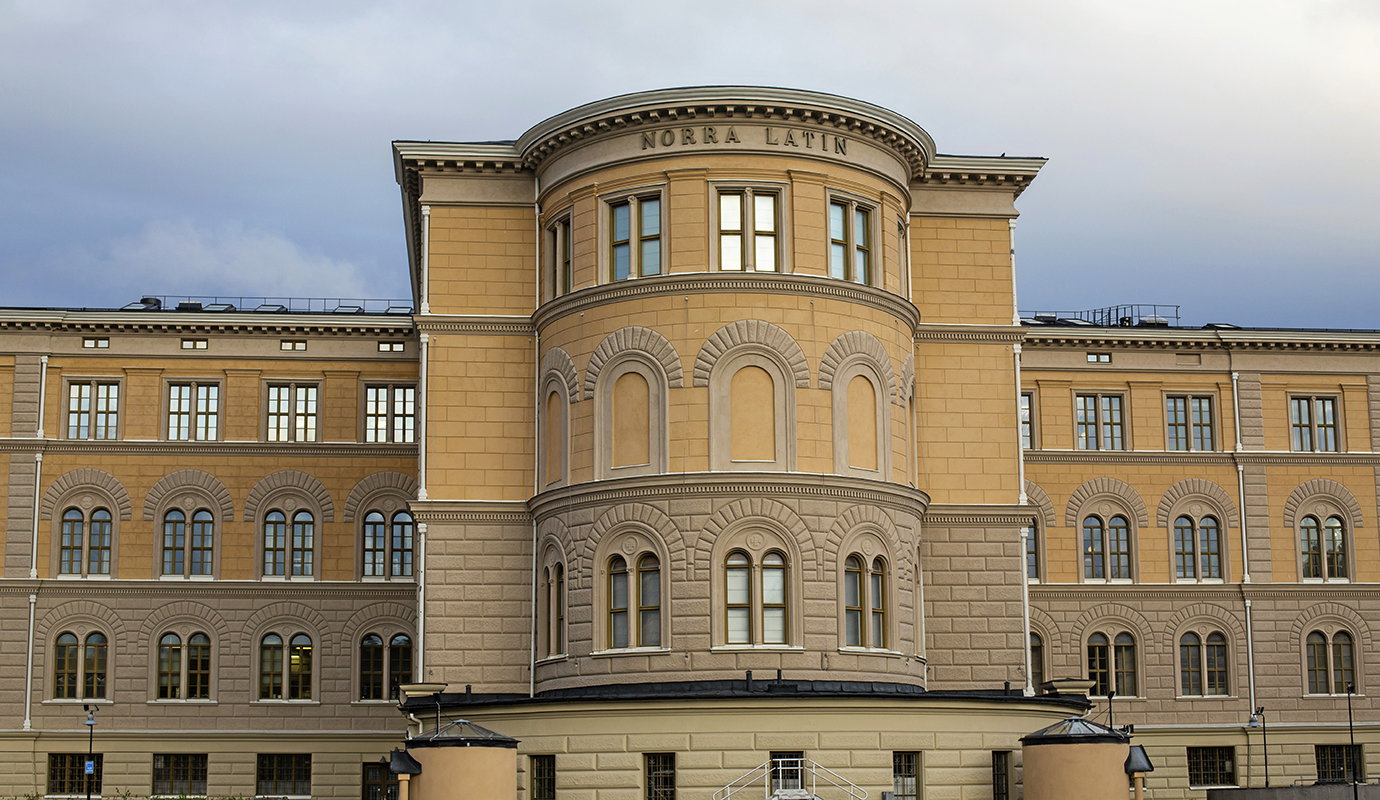 LO blir hyresvärd  åt privat elitskola  – ett läsår kostar 100 000
