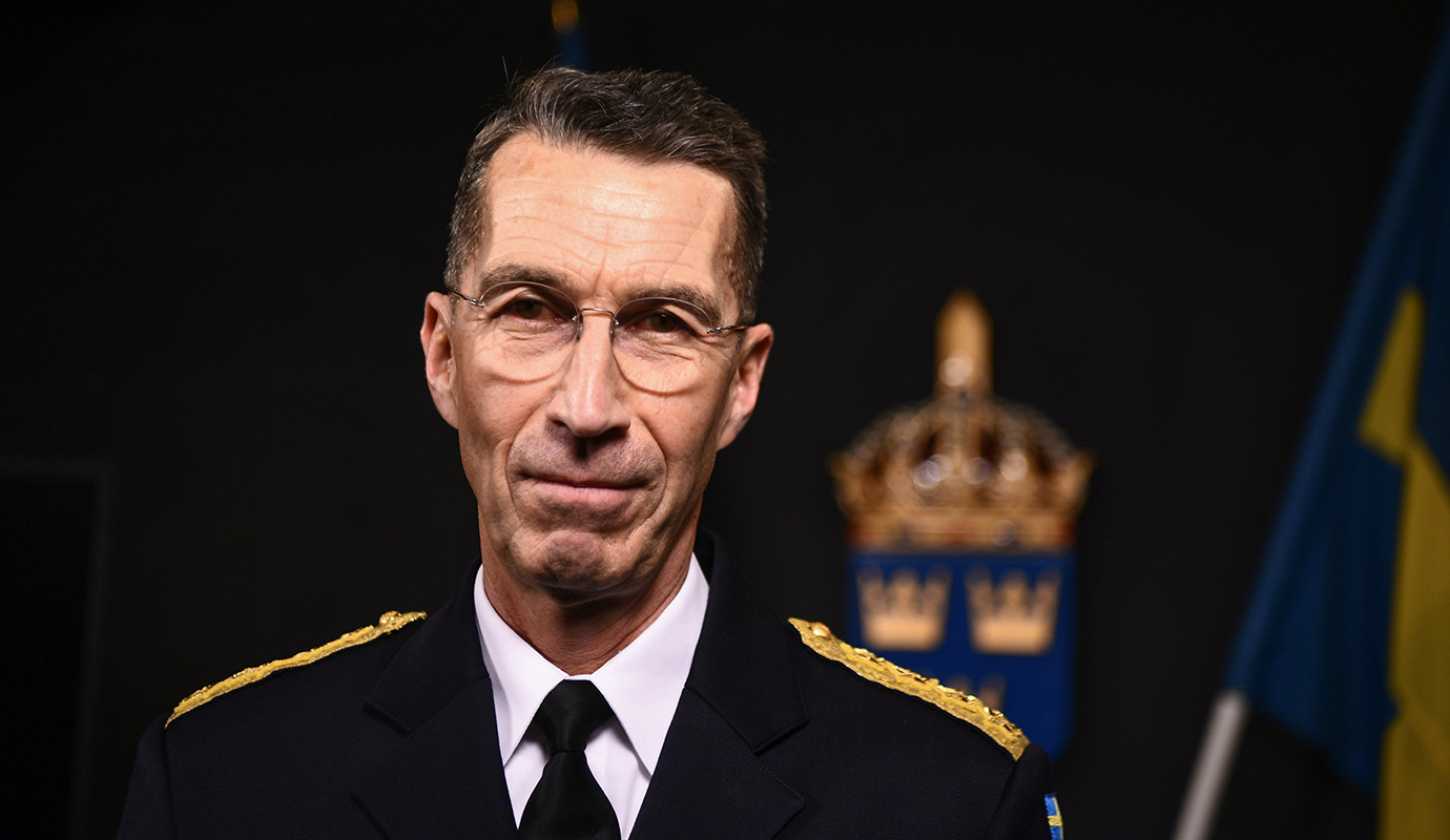 ÖB: Sverige borde inte avfärda kärnvapen
