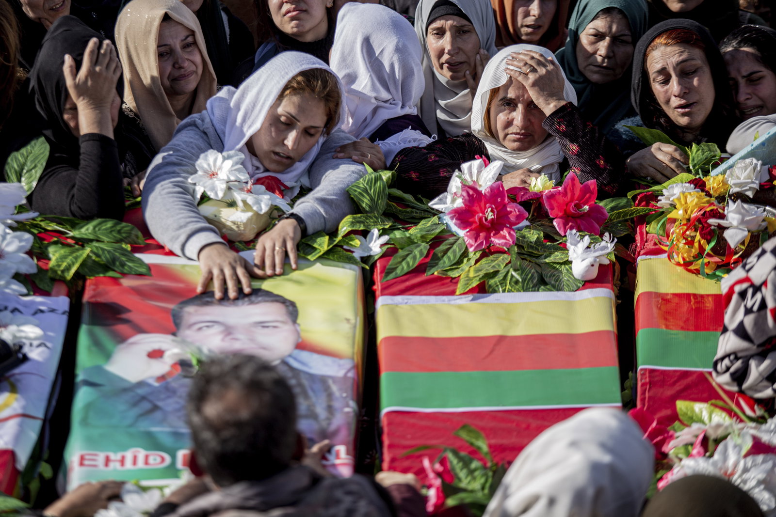 Kurdistan attackerat från två håll: “Nu kommer kampen mot IS att upphöra”