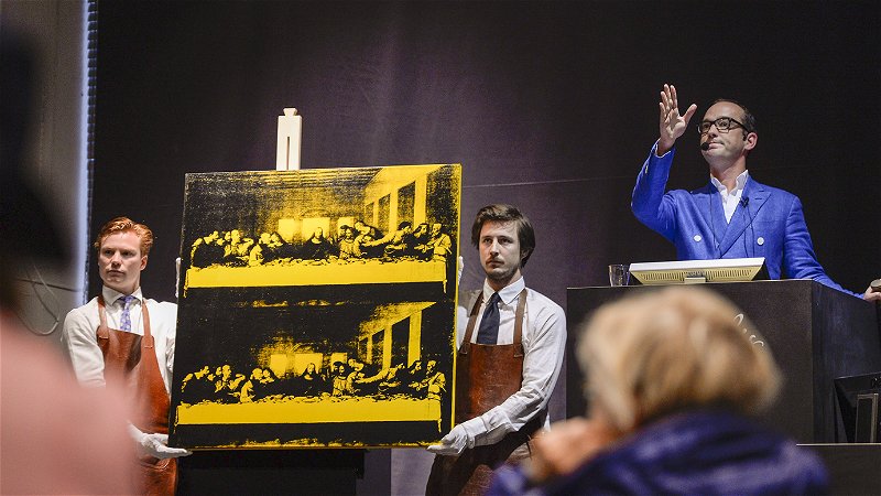 Andy Warhols målning ”The Last Supper” är numera den dyraste tavlan som sålts i Sverige. Efter stor dramatik såldes den för 61 miljoner kronor. Foto: Per Larsson/TT. 