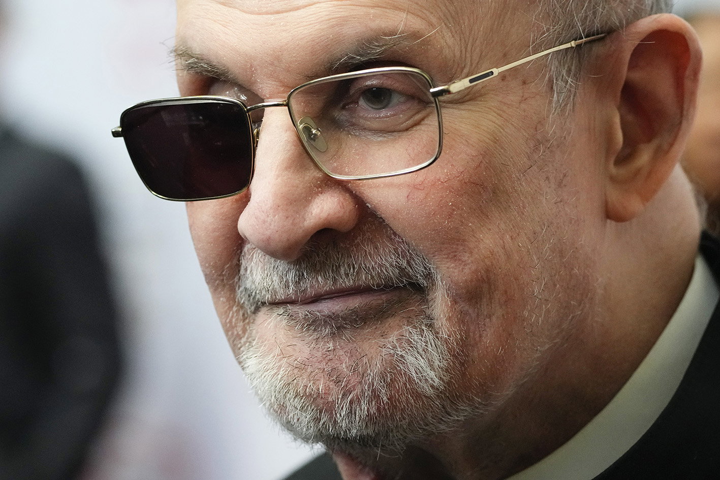 Rushdie släpper loss gudinnekrafter
