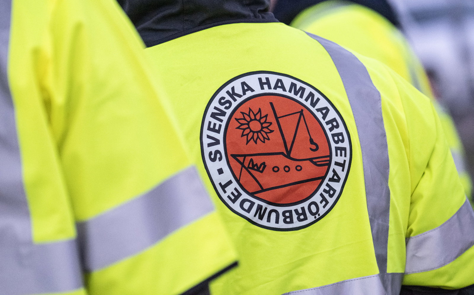 Sveriges Hamnar säger upp kollektivavtal med Hamnarbetarförbundet
