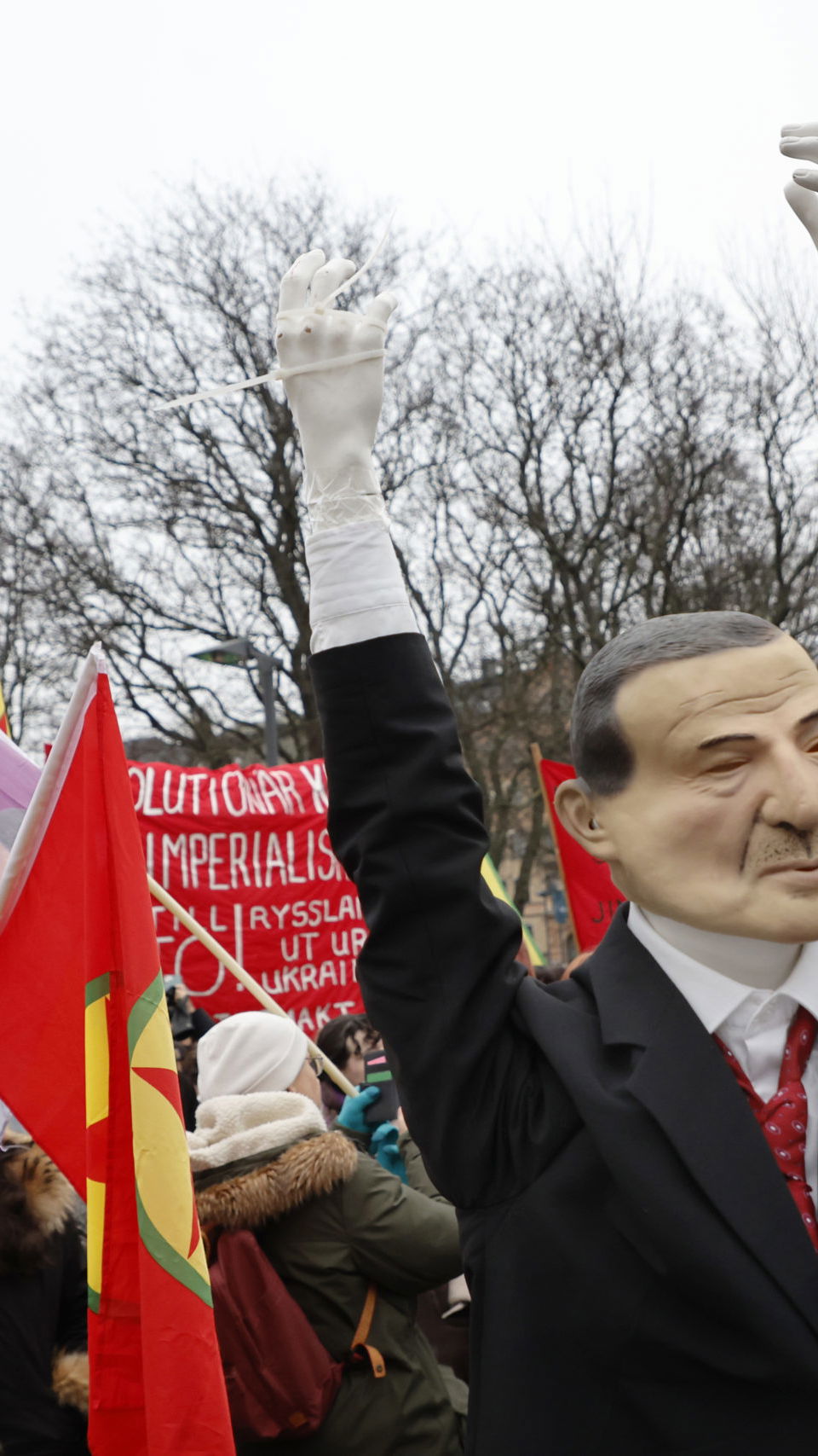 Berömd. På en demonstration mot Erdogan och Nato i Stockholm den 21 januari skymtades den omtalade dockan. Foto: Christine Olsson/TT.