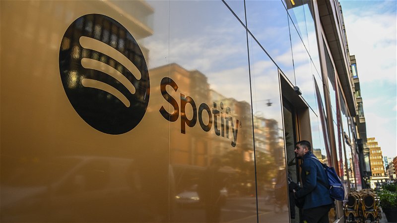 Många av de som arbetar på Spotifys huvudkontor har tidigare upplevt sina intressen som i linje med arbetsgivarens, snarare än musikernas. Foto: Anders Wiklund/TT.