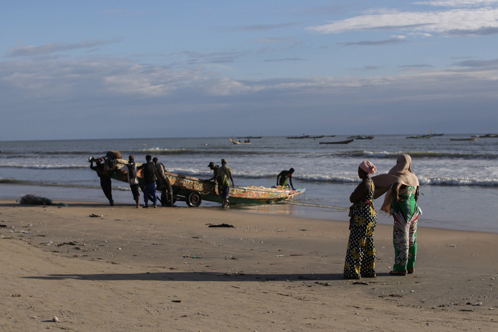 ”Afrikas leende kust” – åtminstone för tjuvfiskare och torskar