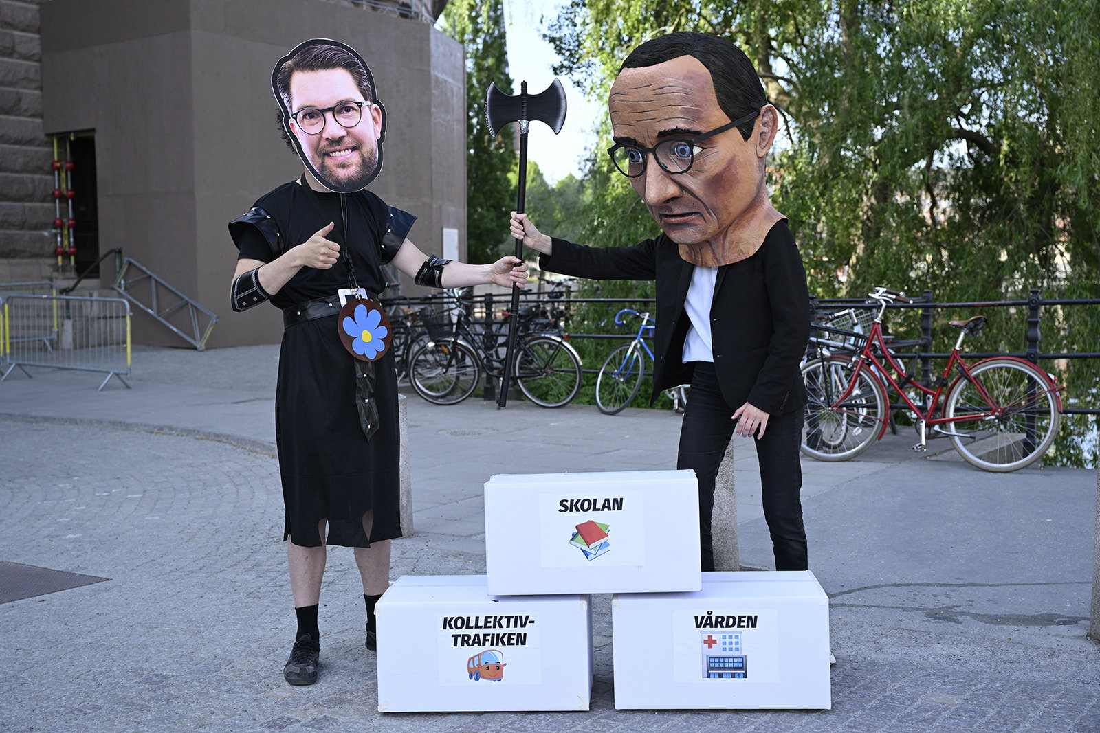 Höj skatten för att värna det gemensamma!
