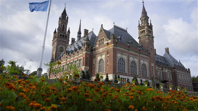 Fredspalatset i nederländska Haag hyser sedan 1948 Internationella domstolen ICJ. Foto: Peter Dejong/AP.