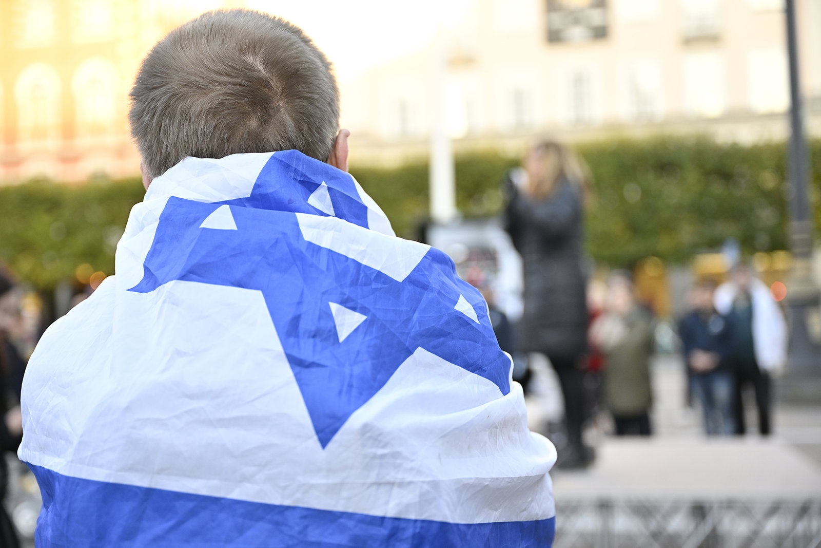 Tystnaden inför Israels brott skrämmer mig