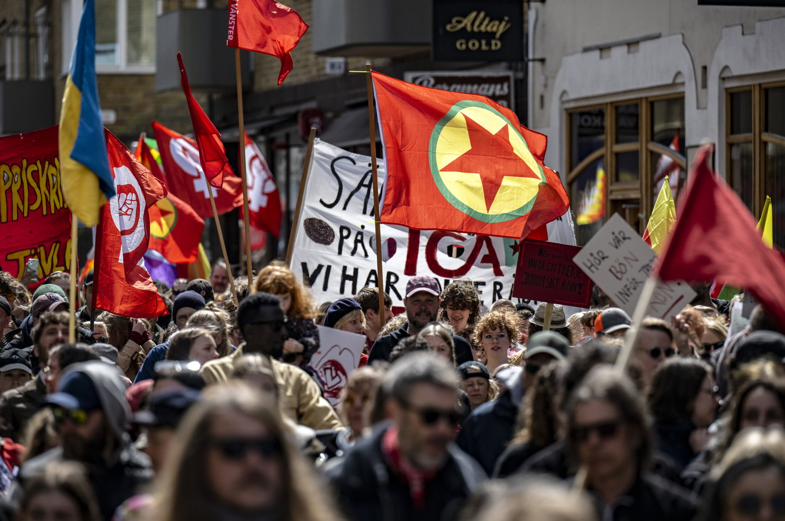 Utesluten vänsterpartist bildar nytt parti
