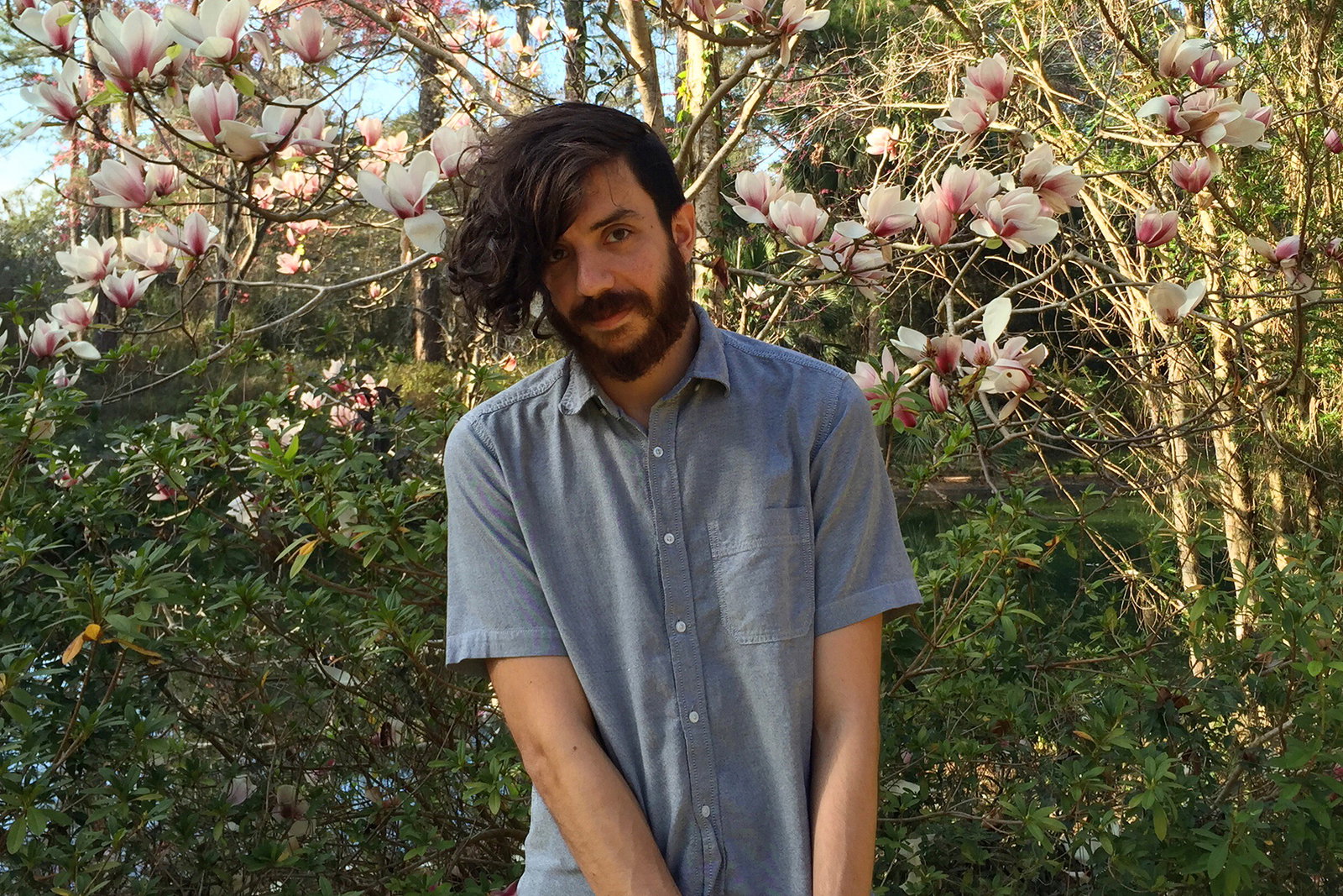 Kaveh Akbar gör döden till ett nöjesfält