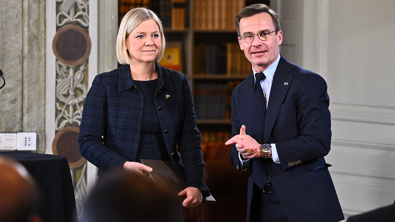 Enligt rapporter har Magdalena Andersson och Ulf Kristersson kommit överens om finanspolitiken för en lång tid framöver. Foto: Claudio Bresciani/TT.