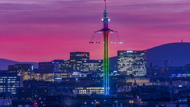 På Wiens slitna nöjesfält Prater är det Oktoberfest året om. Foto: IMAGO/Volker Preusser/TT.