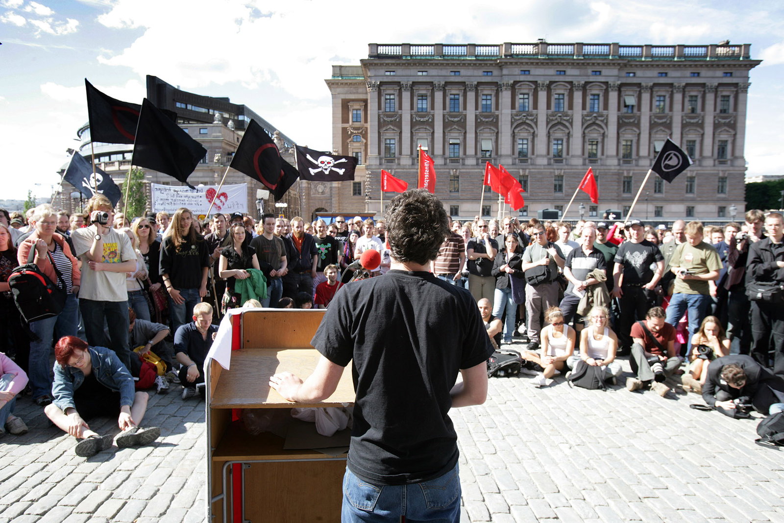 Vi plundrade för allas skull