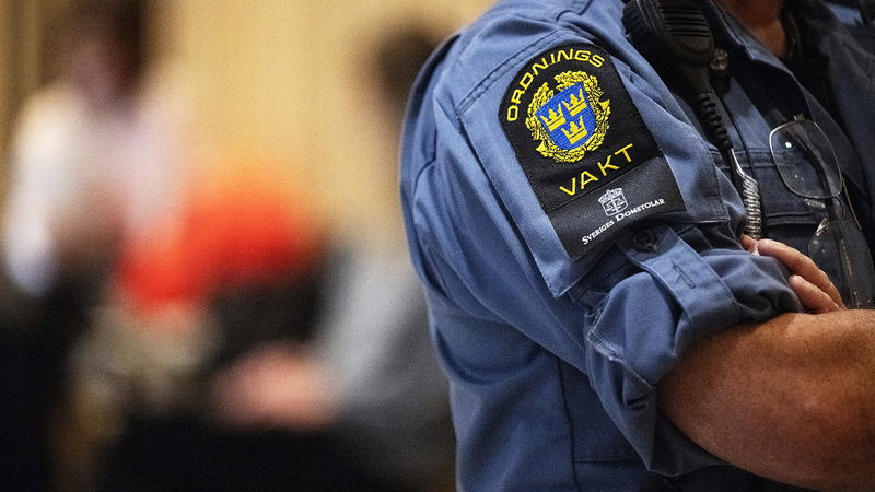 Det nya brottet förolämpning mot tjänsteman får stöd av facken och Vänsterpartiet – men är också kontroversiellt. Foto: Johan Nilsson/TT.
