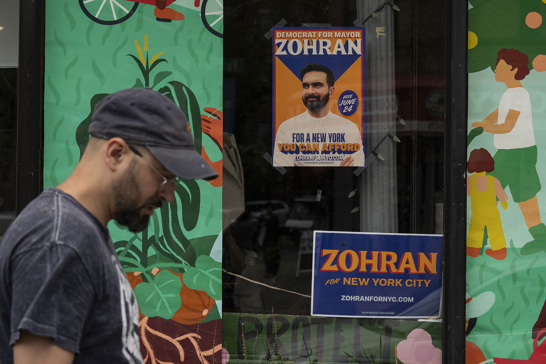 Zohran Mamdani kampanjade på löftet om en stad som invånarna har råd med. Foto: Yuki Iwamura/AP.